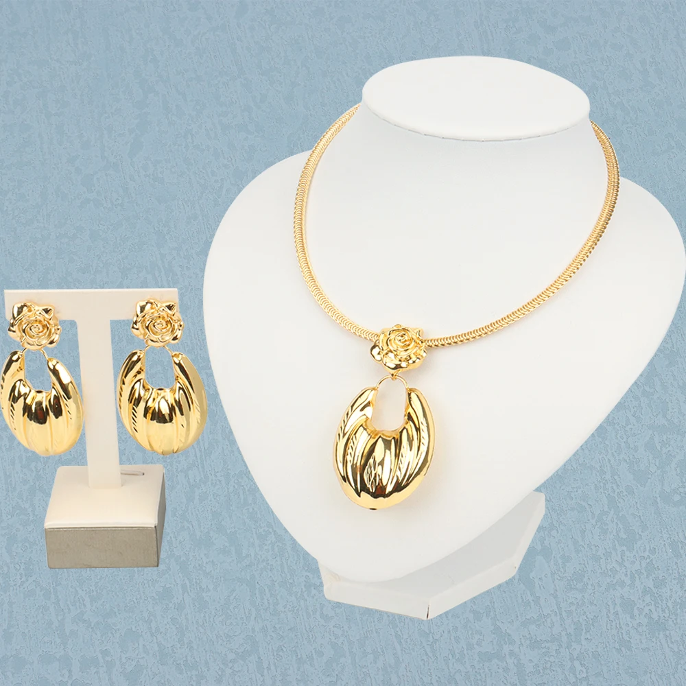 

Hot Selling Fashion Ladies Bracelet Earrings Jewelry Italian Artificial Crystal Jewelry Set Big Buckle Chain Necklace