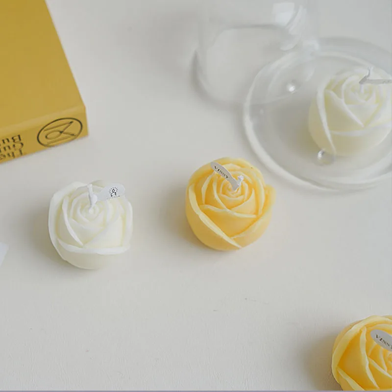 

Romantic Rose Flower Scented Candles For Valentine's Day Custom Wedding Souvenir Decorative Aromatic Candles Home Decoration