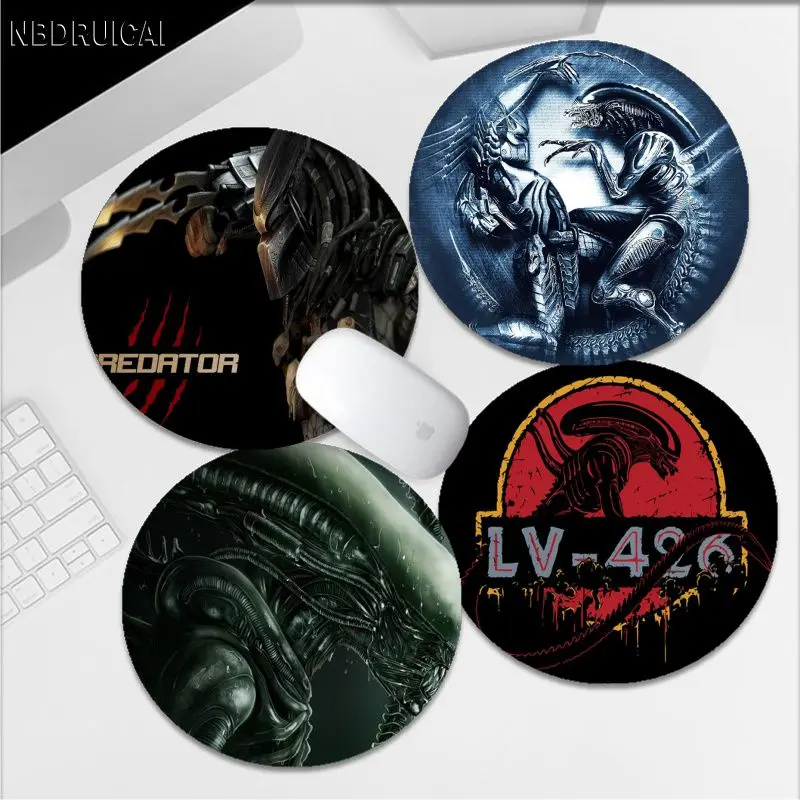 

Predator Warrior Pattern Alien Rubber Small Keyboard Mat Table Mat Students Cabinet Gamer Desktop Mousepad Cup Mats For Mousemat