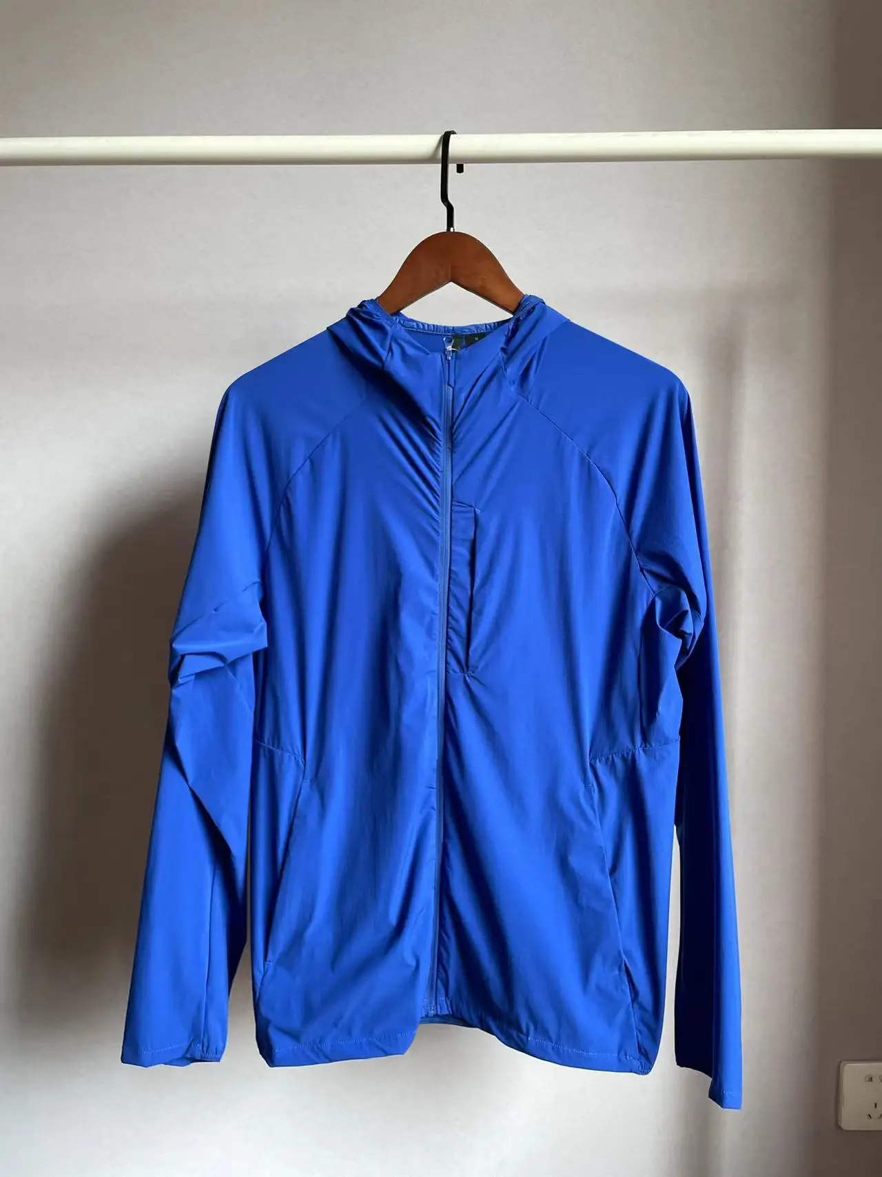 Заказы на экспорт в Японию летние походы альпинизм ветрозащитные