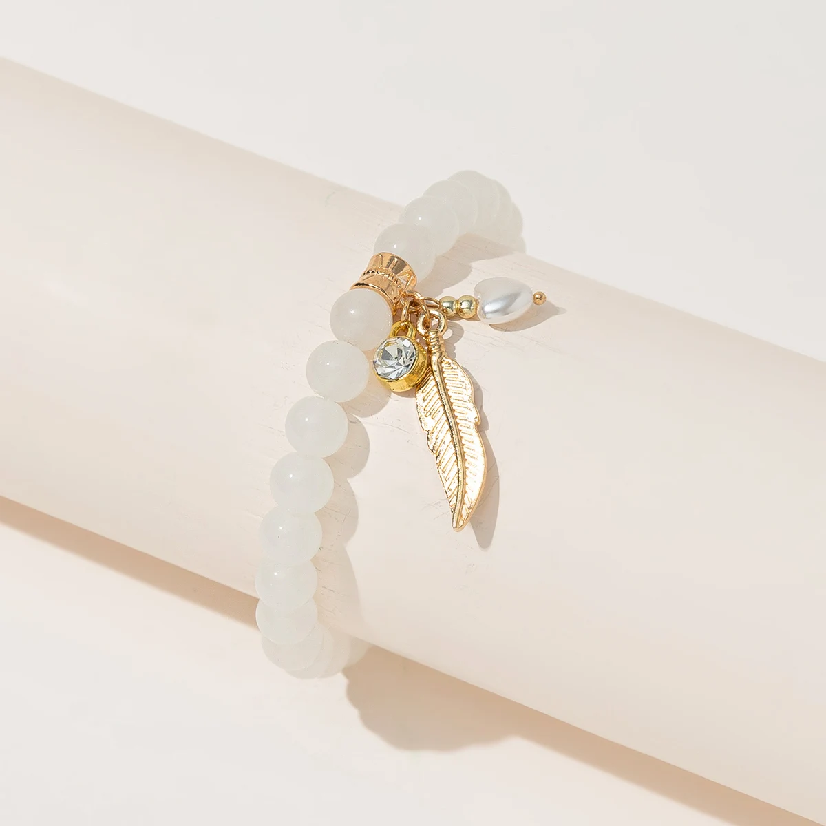 

Metal Leaft Charm Gold Tone Bracelet Pearl Accessory Charm White Luxury Beads Bracelet Summer Bracelet Women