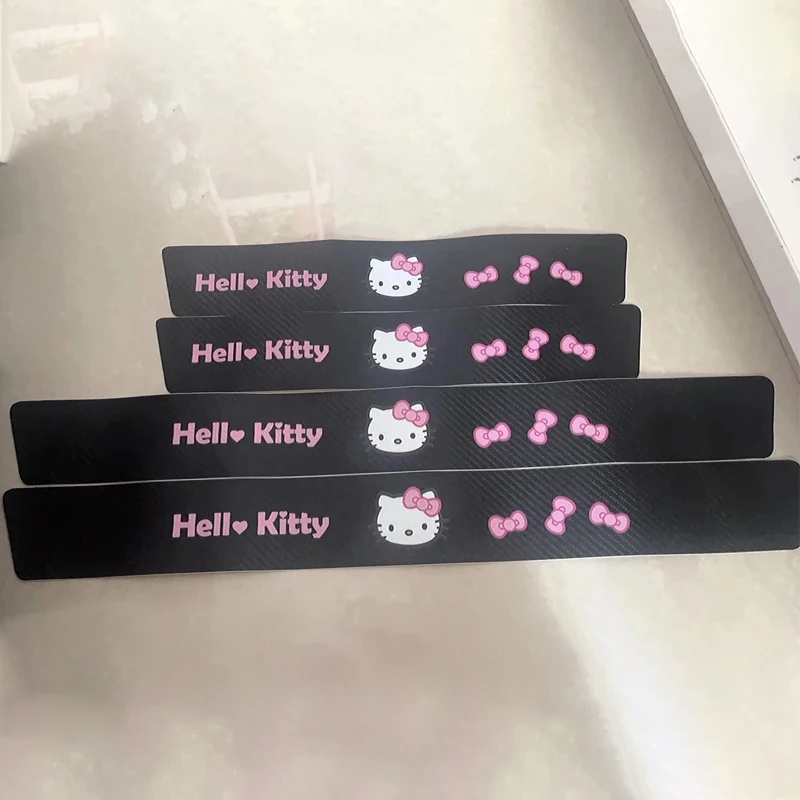 

Набор из 4 розовых наклеек Hello Kitty MINISO