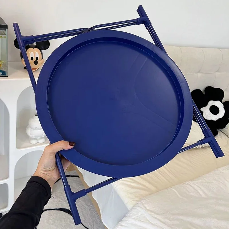Фото Скандинавский приставной столик Klein Blue, складной металлический столик с съемным подносом, кофейный столик, минималистичный акцентный столик для гостиной №4