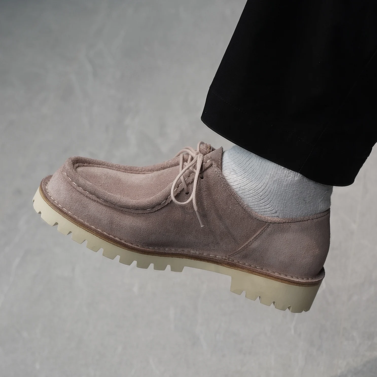 Вывернутые шитые кожаные туфли Майкла Дерби классические Wallabee в индийском стиле