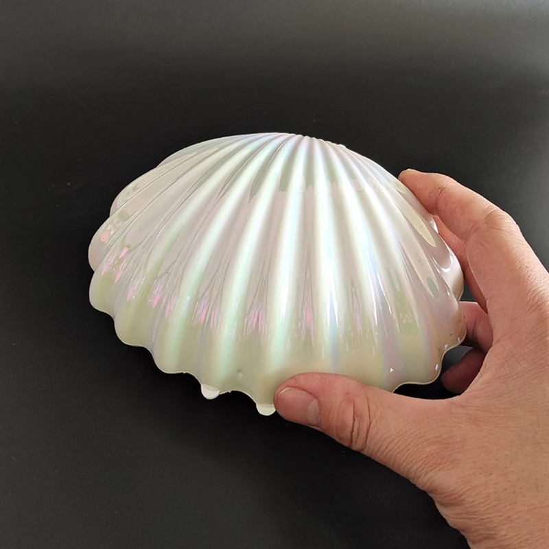 

Пластиковая подарочная коробка