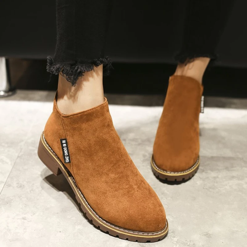 

2022 Winter New Side Zipper Low Heel Low Boots Women's Fashion Casual Coarse Heel British Style Versatile Warm Shoes Bottines