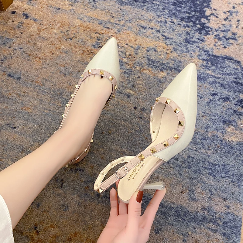 

Туфли женские на высоких шпильках с заостренным носком, в стиле ретро