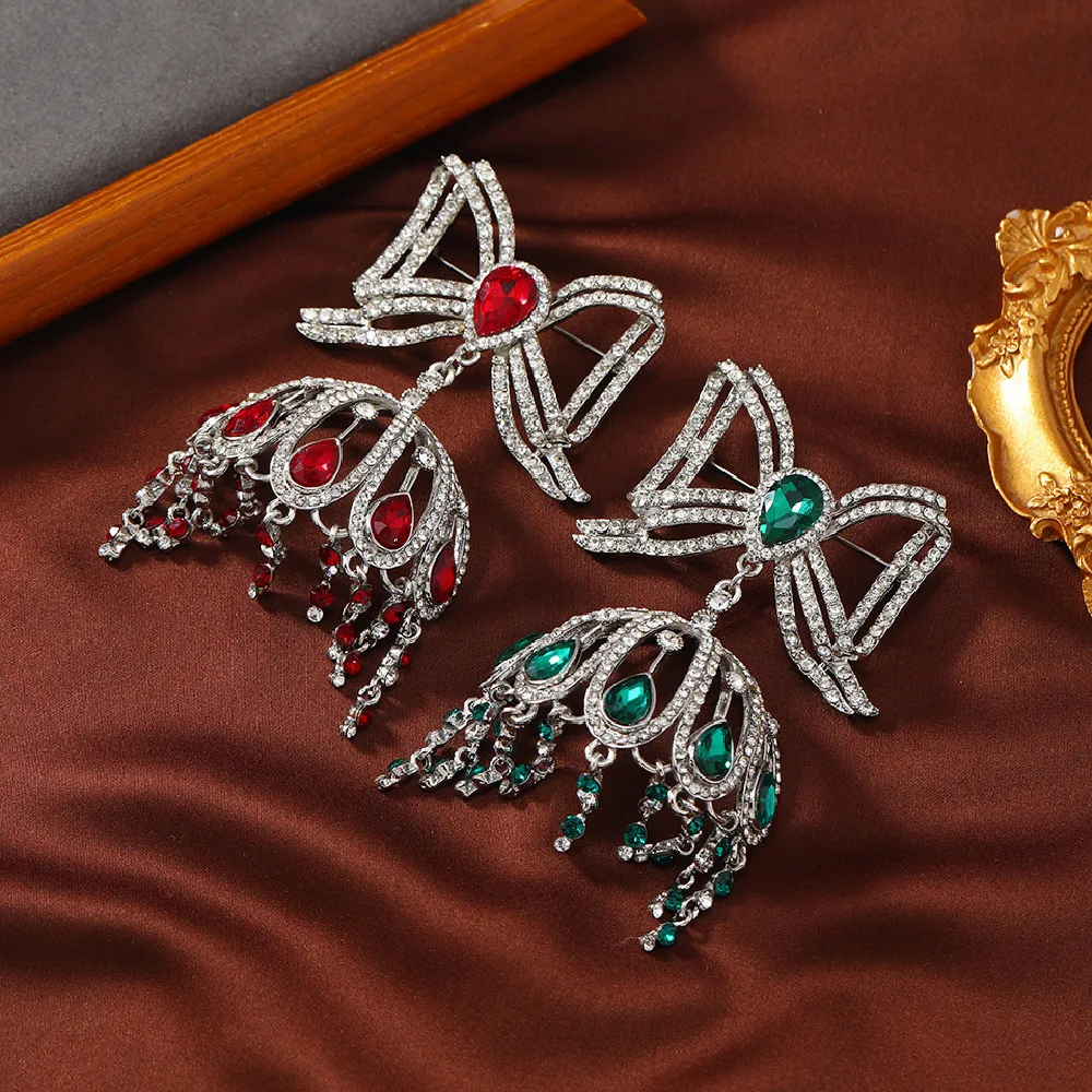 

MITTO FASHION JEWELRIES AND HIGH-END ACCESSORIES RHINESTONES PAVED OVERSIZED BOW CHARMS TASSEL VINTAGE PIN WOMEN DRESS BROOCH