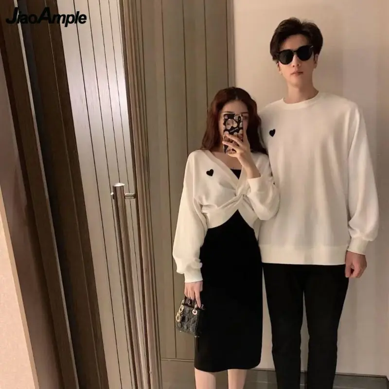 

Комплект из двух предметов Мужской Женский, перекрестные свитшот с v-образным вырезом, топ с круглым вырезом, с сердечком