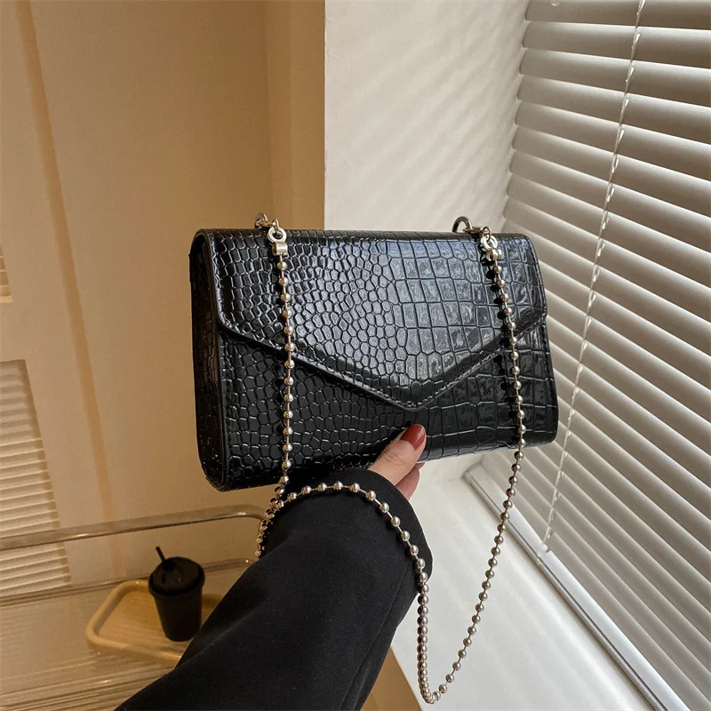

Маленькая дизайнерская Роскошная сумочка на цепочке с крокодиловым узором, ручные сумки для женщин, дорожный кошелек, женские квадратные сумки на плечо