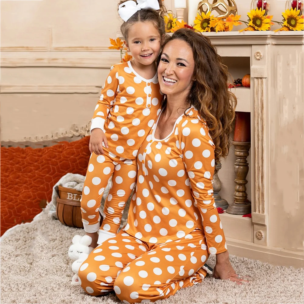 

Casual Cute Family Matching Pajamas Set Love Print Adult Kid Pajama Mommy And Daughter Sleepwear Fashion Family Matching Clothes