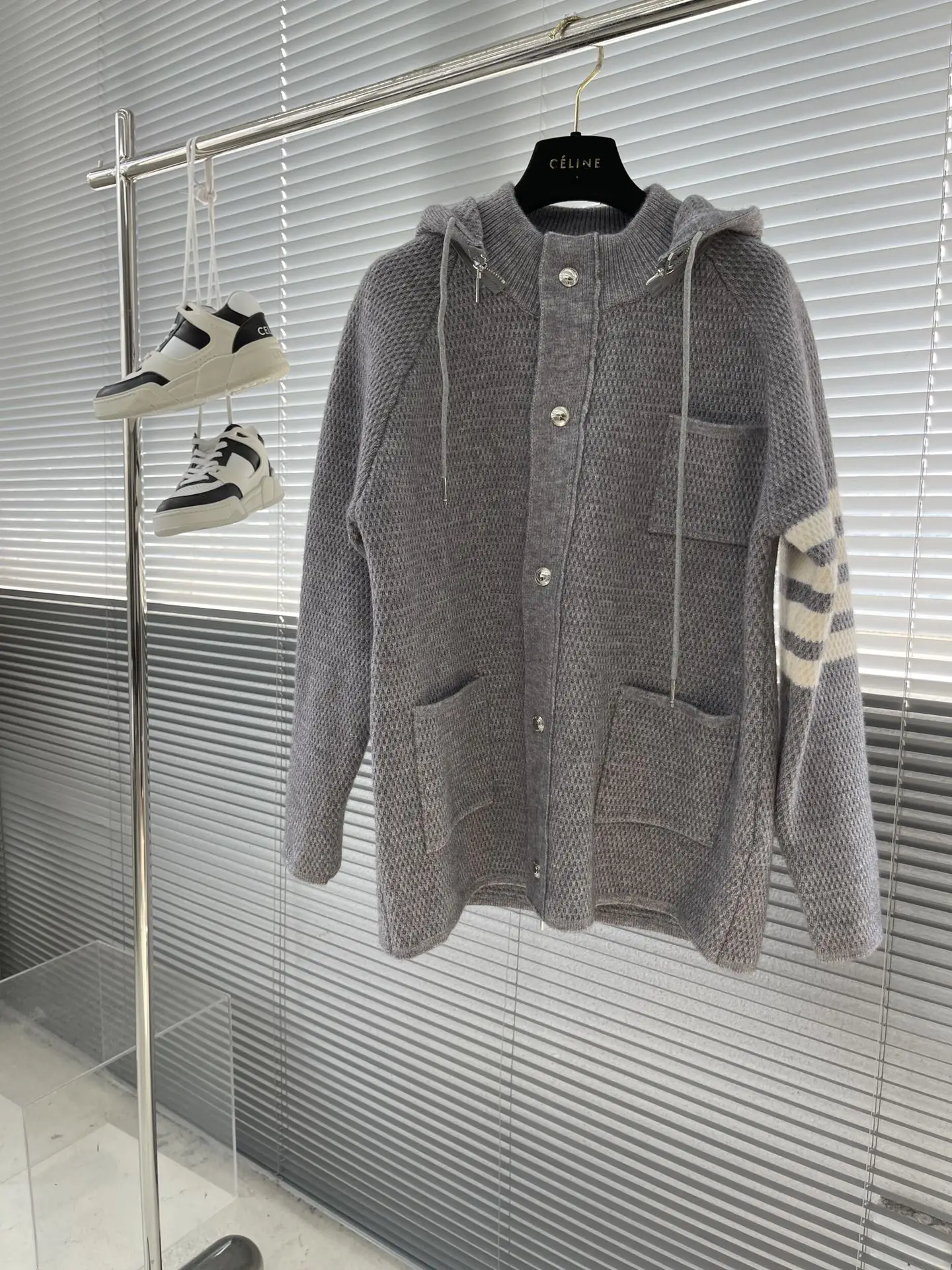 Рисунок 3 - TTB Съемная молния с капюшоном