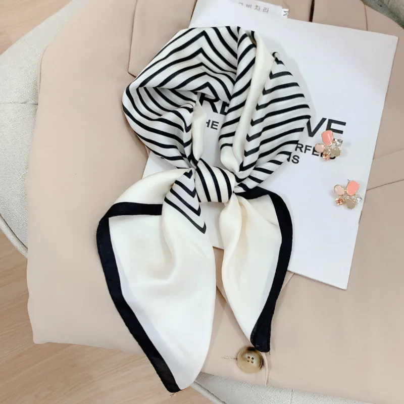 

Luxury Brand Print Silk Scarves Popular 70X70CM Hijab Summer Female Bandana Fashion Designer Head/Hair Women New Style Headcloth