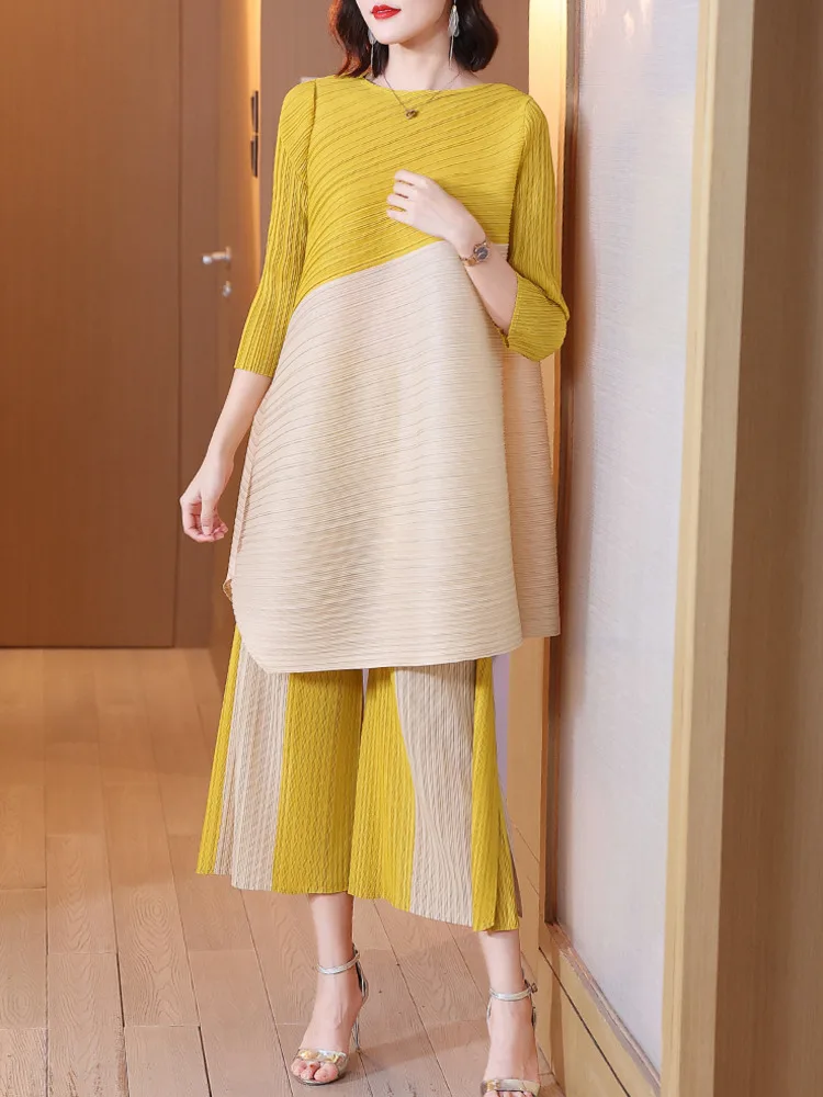 

Women Pleated Suit Contrast Color O-neck Asymmetric Top And Loose Wide Leg Pant Two-piece Casual 2022 Summer Fashion 15WX33
