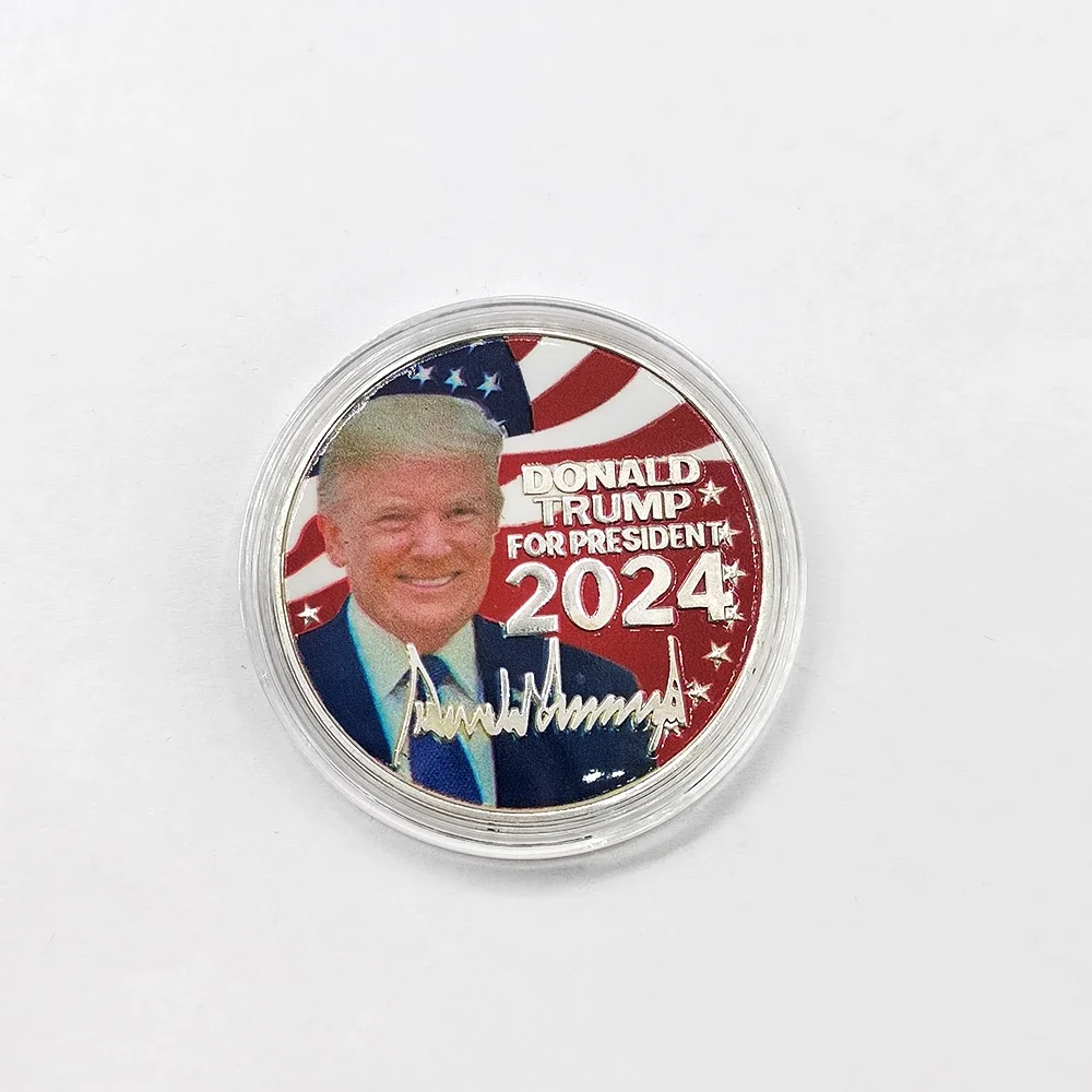 Золотая и серебряная монета Дональда Трампа