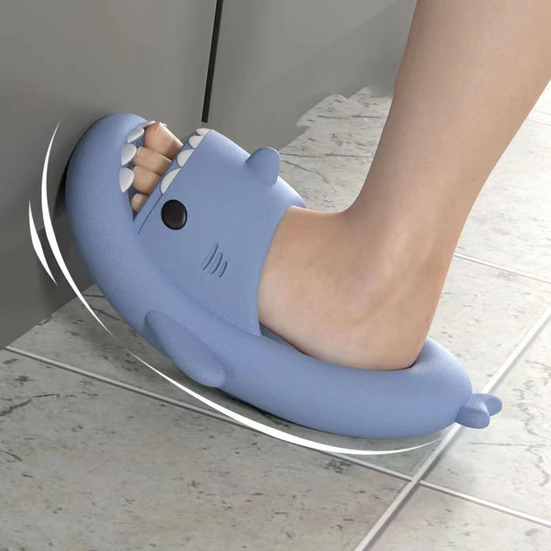 

Новинка, высококачественные женские модные тапочки, однотонные повседневные домашние тапочки, нескользящая обувь, мужская пляжная обувь в виде акулы