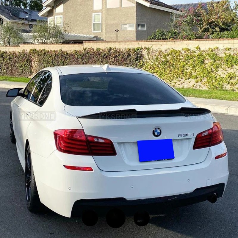 Подходит для BMW 5 серии F10 спойлер 2011-2017 года реальные глянцевые черные задние