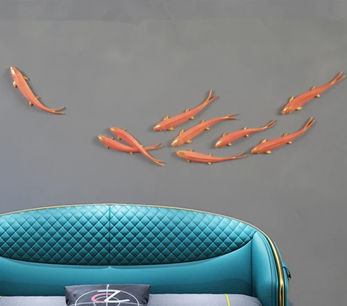 

Подвесная золотая рыбка для интерьера