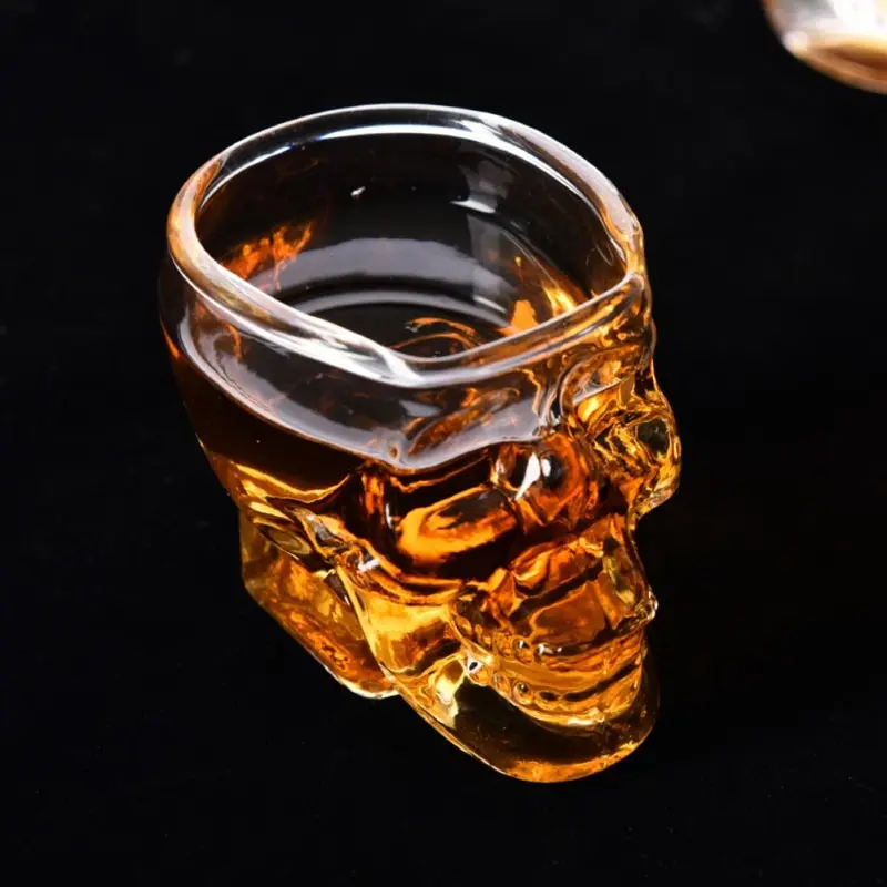 4PCS Skull Shaped Clear Glass Novelty 2.8 Oz Shot Glasses Halloween Cup Drinkware for Party Home Office Bar Hotel wine Holder