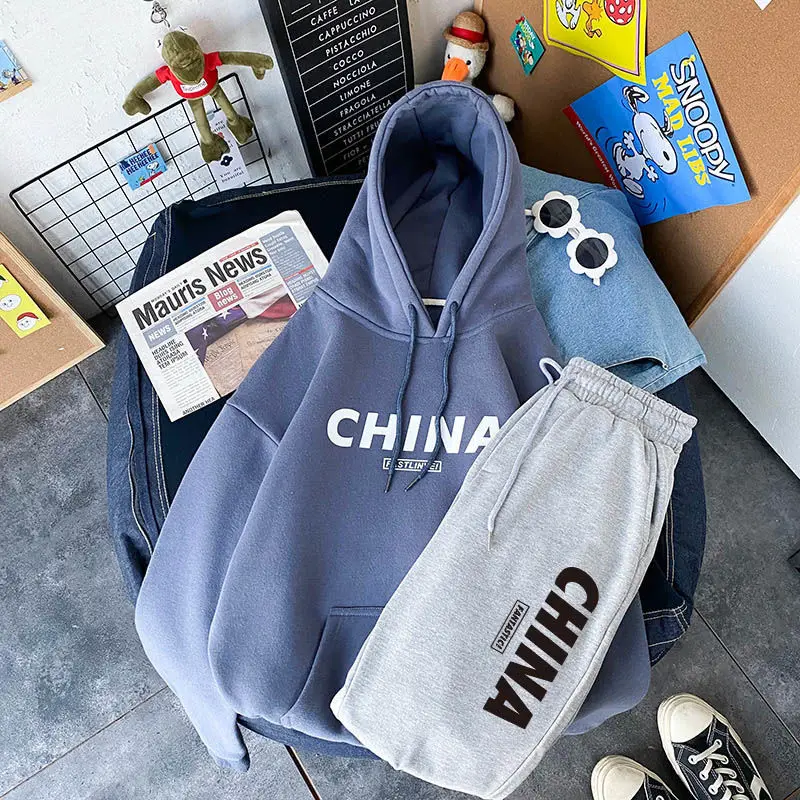 Осенне-зимний плюшевый свитер с капюшоном + спортивные брюки костюм из двух