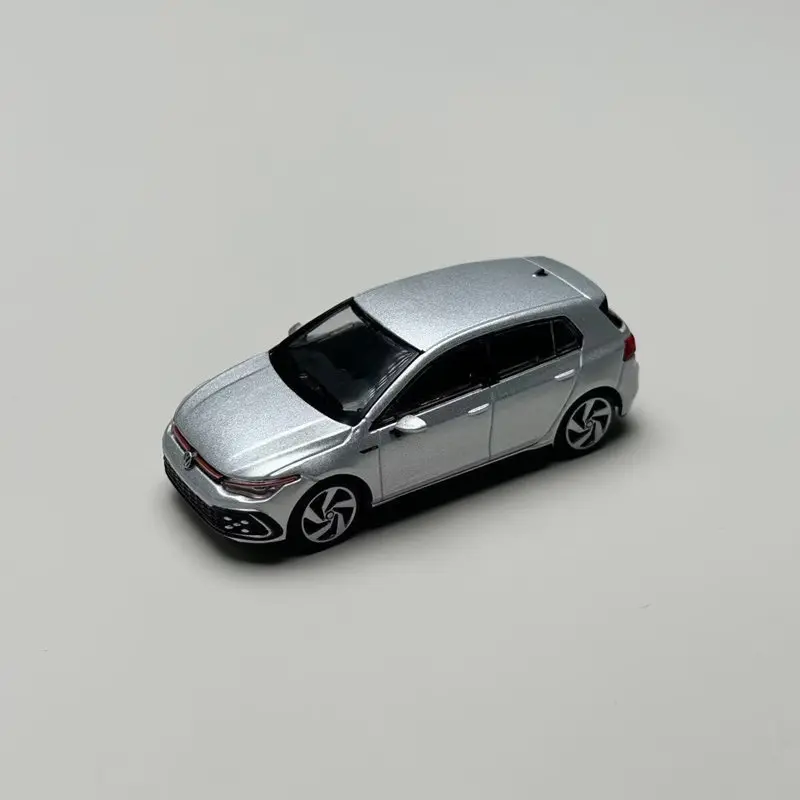 Фото Масштабная модель спортивного автомобиля Golf R GTI MK8 1:64, литая под давлением, из металла, для гонок на треке, миниатюрная, детская игрушка, подарок №5