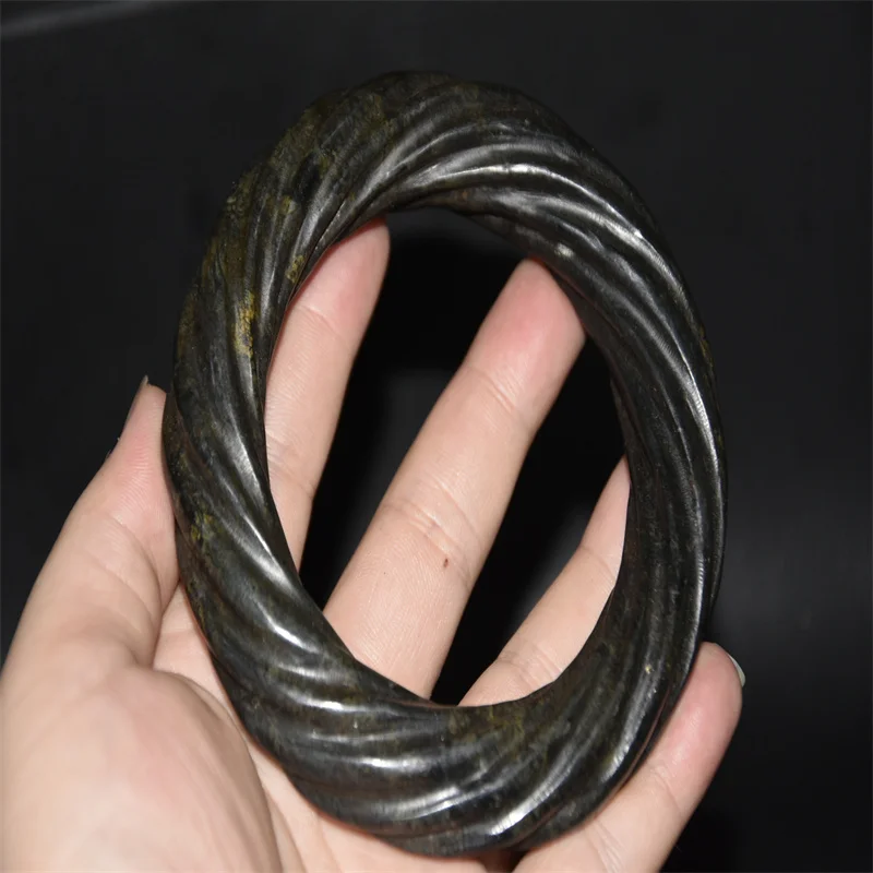 Браслет из метеорита с узором красной горы