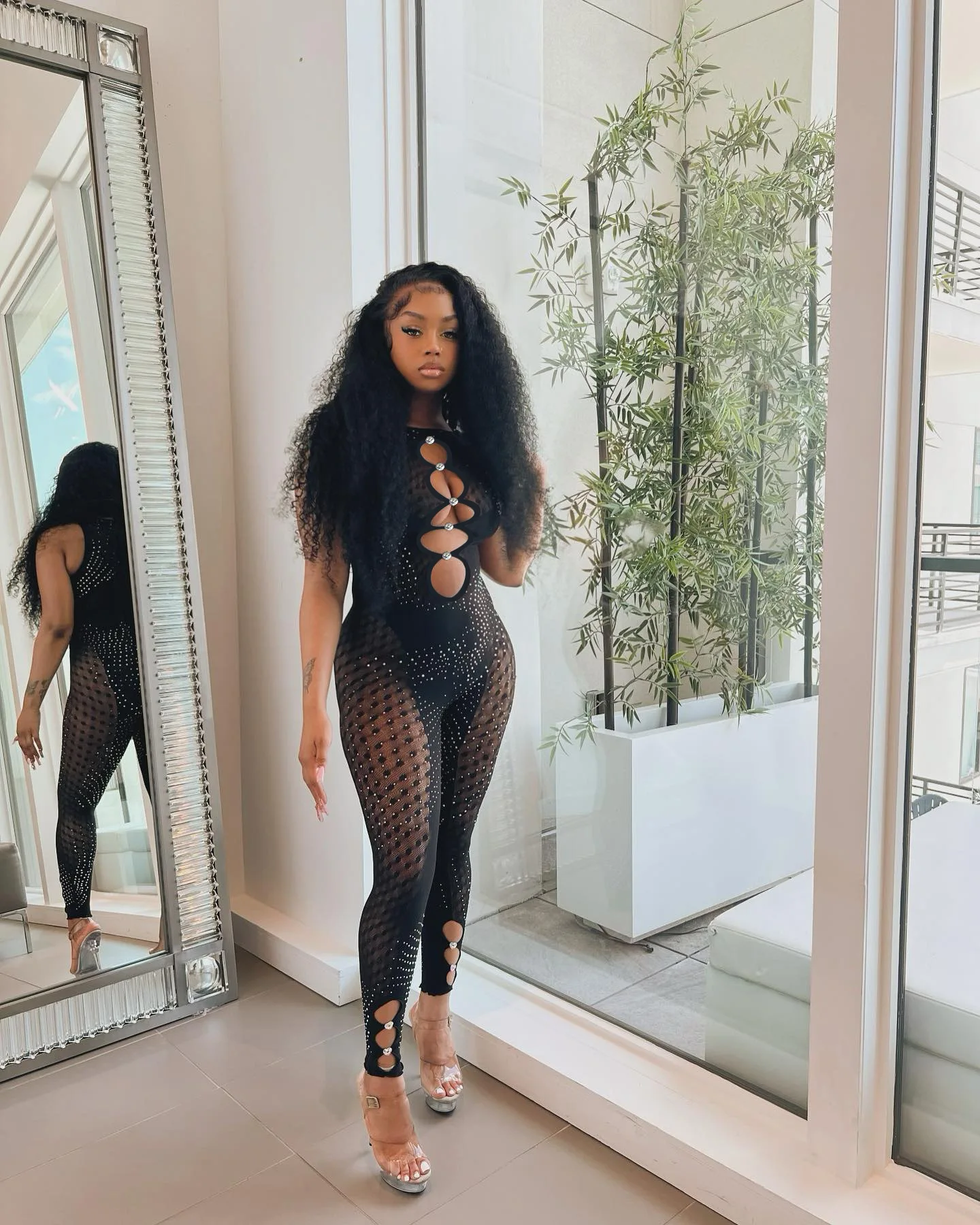 

Роскошный блестящий женский комбинезон стразы, сексуальный прозрачный сетчатый лоскутный комбинезон с вырезами, черный облегающий комбинезон для клувечерние, комбинезоны, наряды