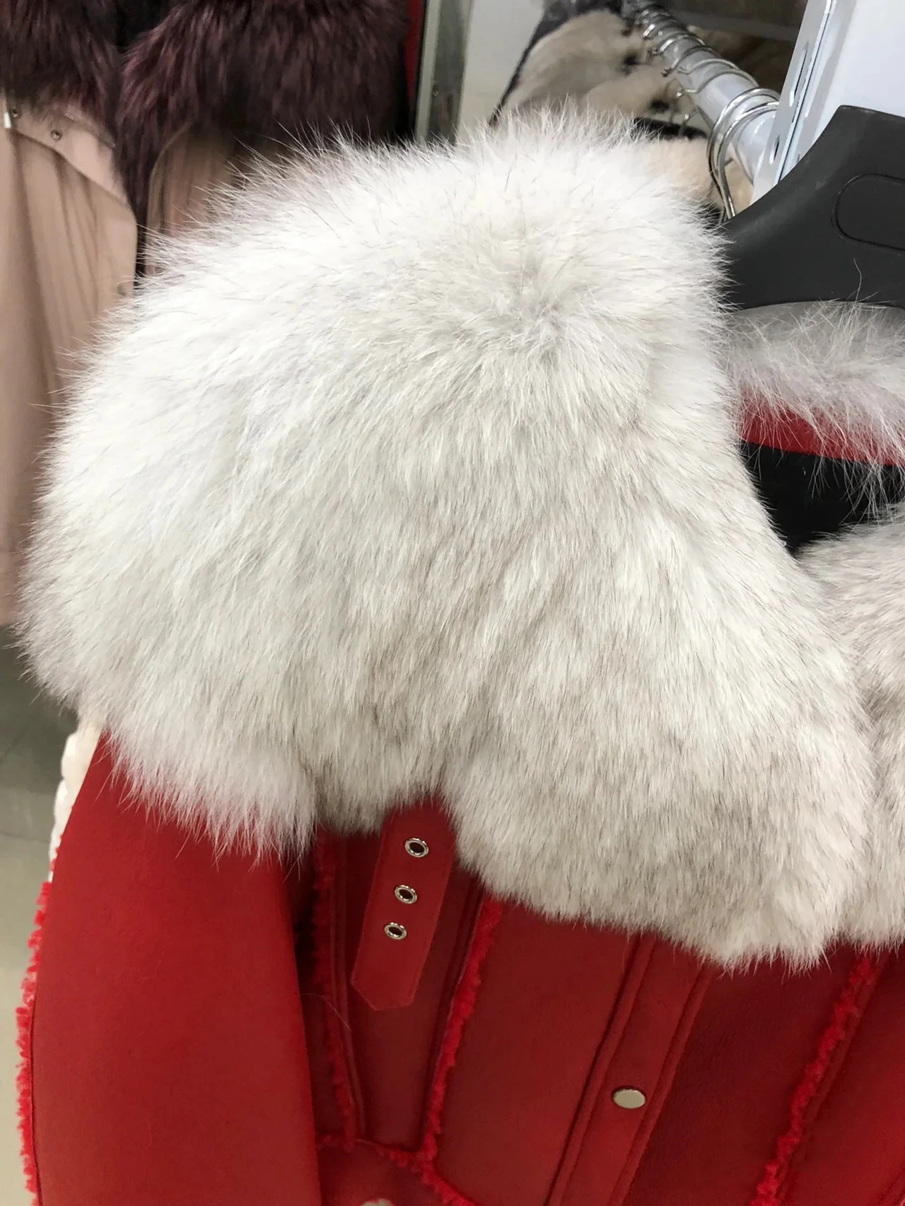 Luxury Ladies Warm Fox Fur Collar Red Fur Coat 2023 Winter New Year High -end Long Sleeve Thicken Leather Coat for Women Casual