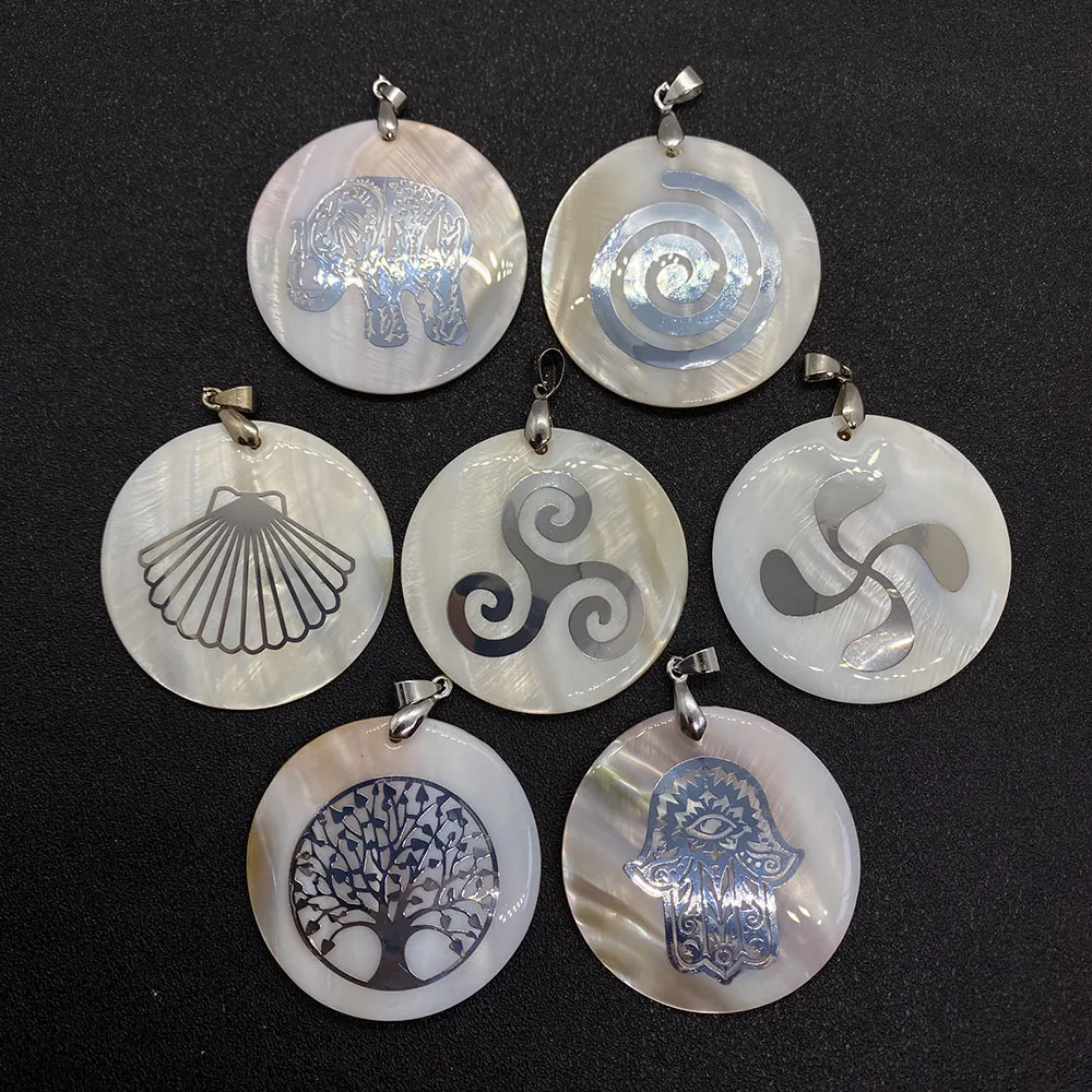 

Natural Freshwater Shell Round Pendant Fashion Animal Pattern Ladies Men's Charm Handmade Jewelry DIY Necklace Accessories