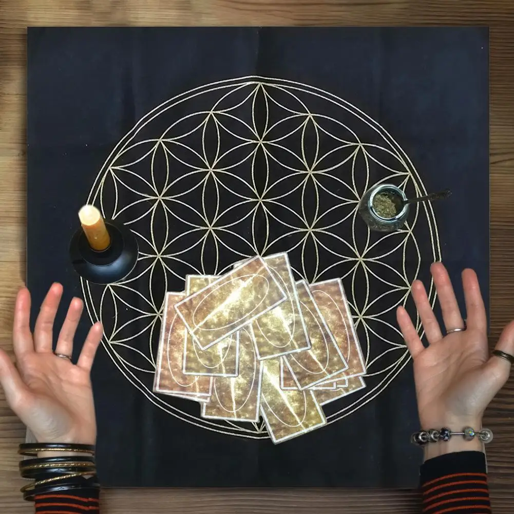 

The Flower Of Life Crystal Lattice Tarot Card Tablecloth Velvet Divination Altar Board Game Fortune Astrology Oracle Cards Cloth