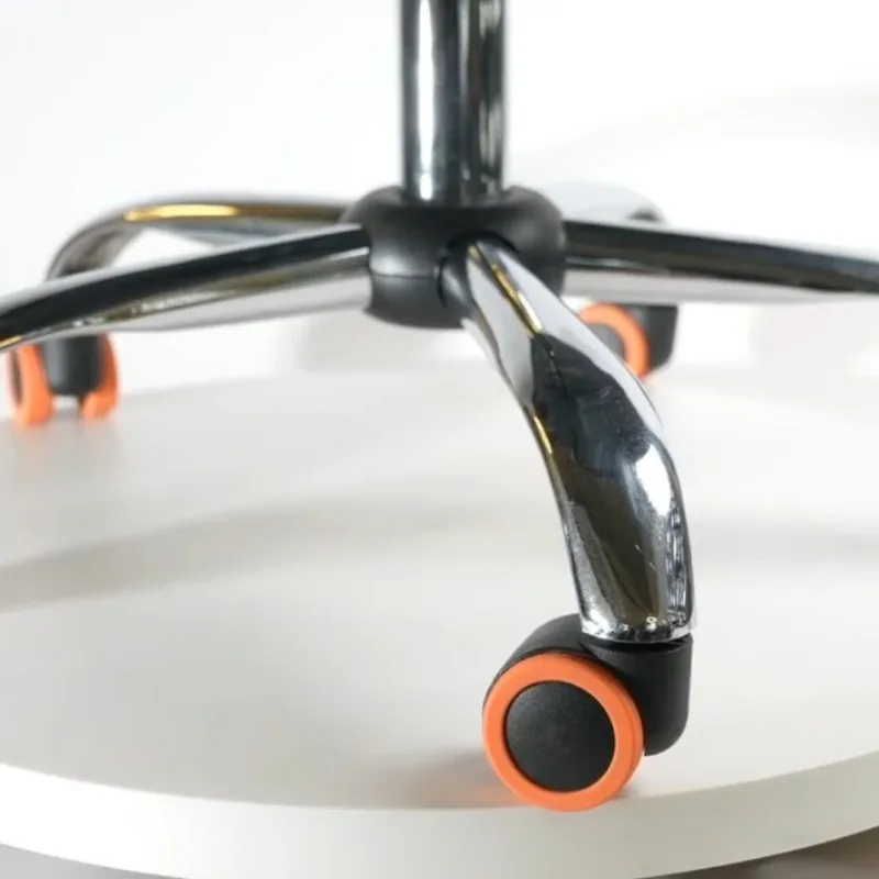 Рисунок 4 - силиконовые чемоданы на колеси