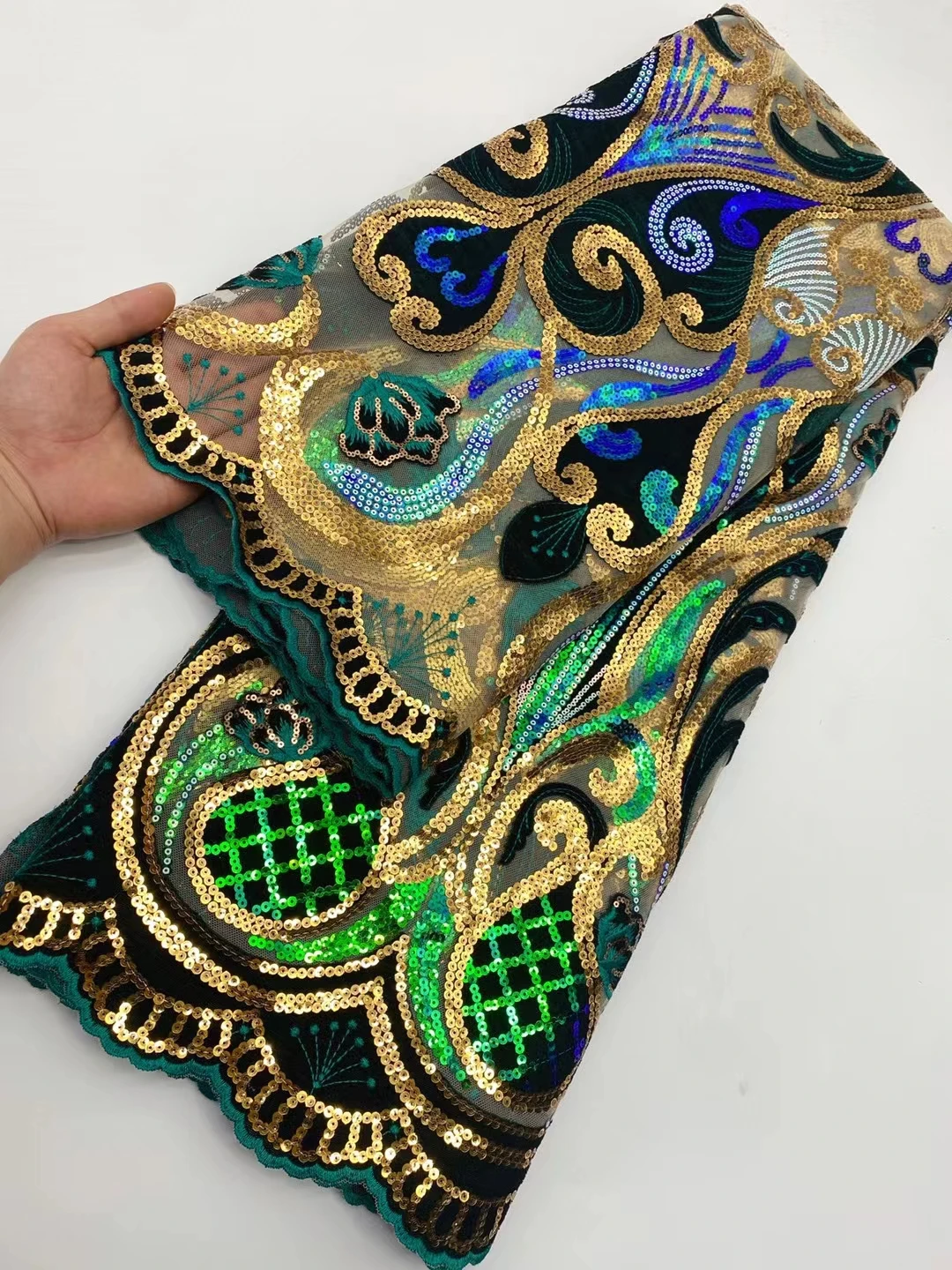 

Latest Hot Sales Good Quality Classic Liser Embroidery Velvet With Sequince Fabric Lace For Party Dress NN275_X