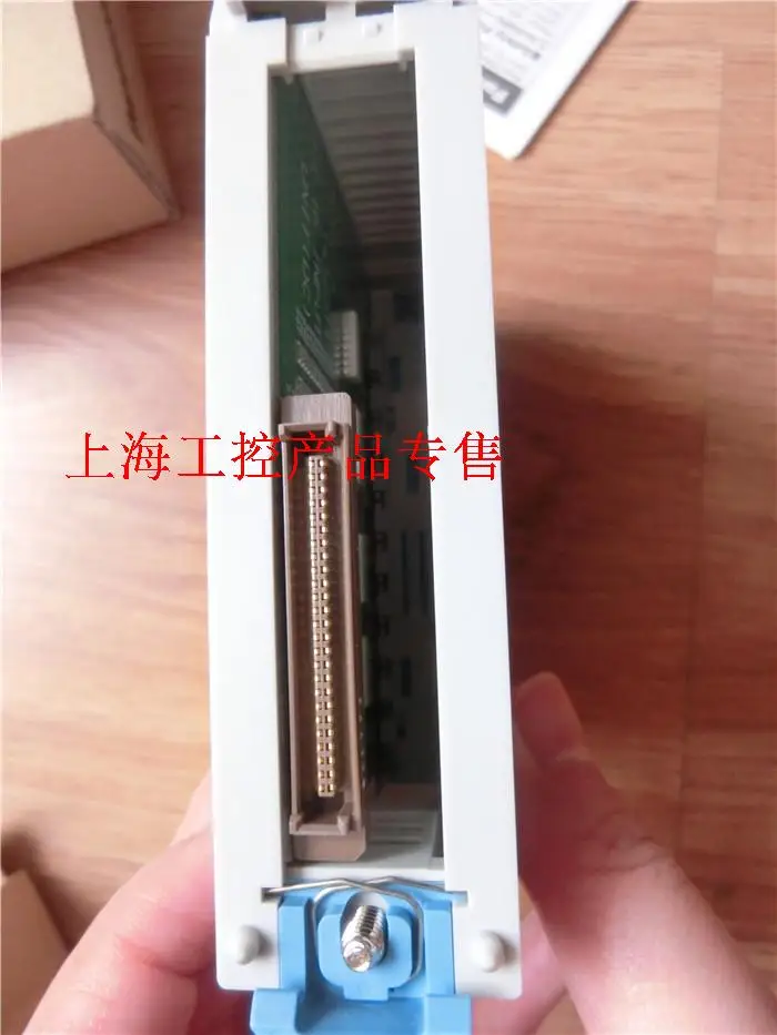 

Оригинальный PLC AFP23023, оригинальный расширенный блок ввода-вывода