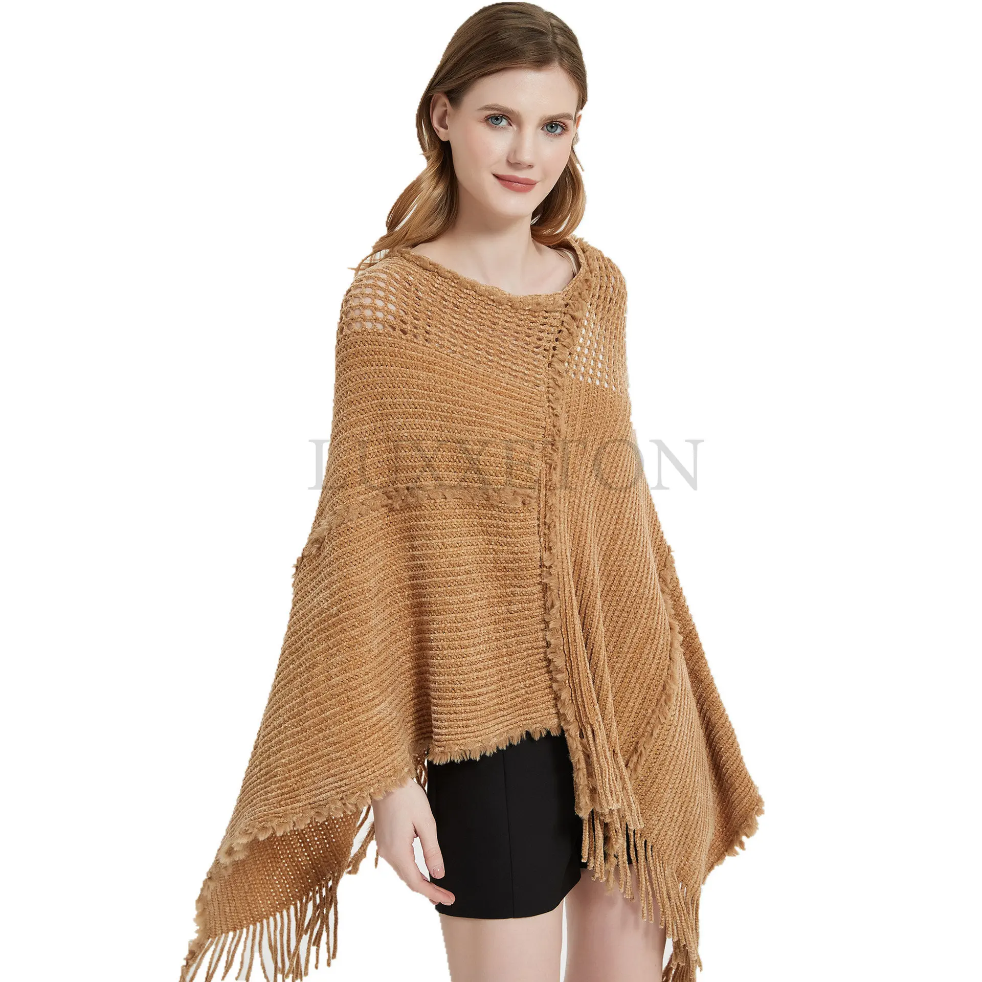 

New Fashion Autumn and Winter Women's Fashion Lattice Plaid Cape Shawl Tassel Large Size Girls Loose Cloak