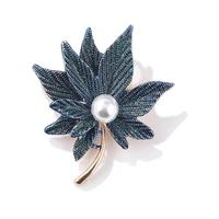 pearl maple leaf brooch metal vintage women girl charming exquisite collar lapel pin fashion jewelry party garment accessories