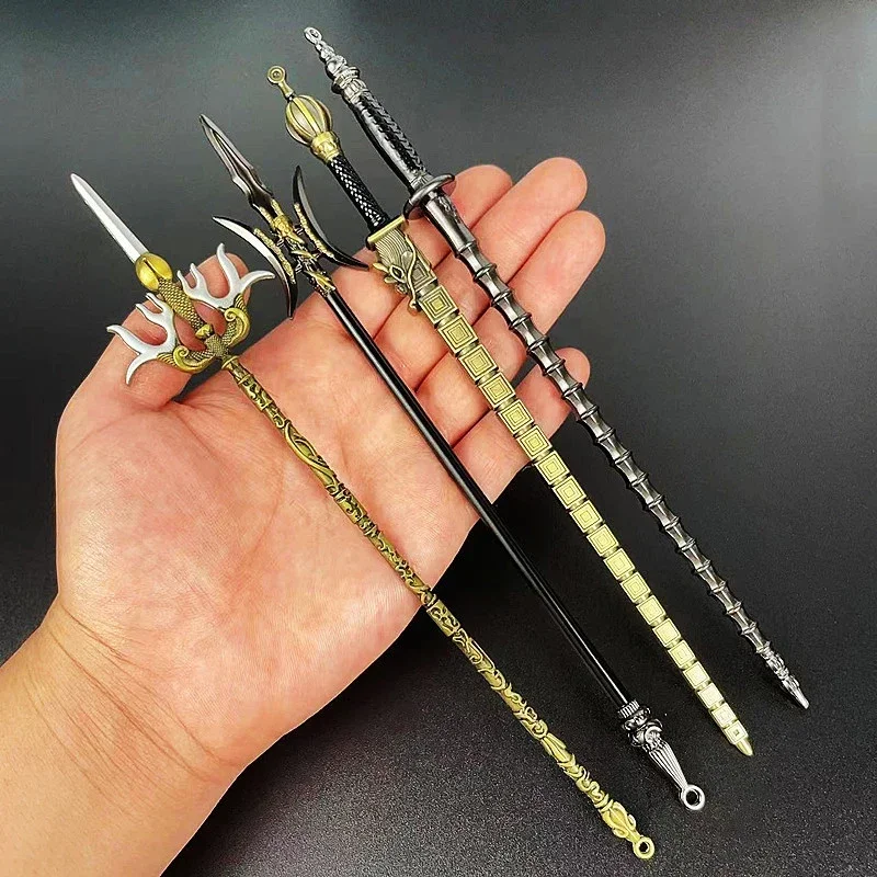 Металлический игрушечный нож |