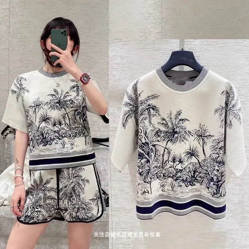

New summer leisure sports suit women's short sleeved shorts loose two-piece set