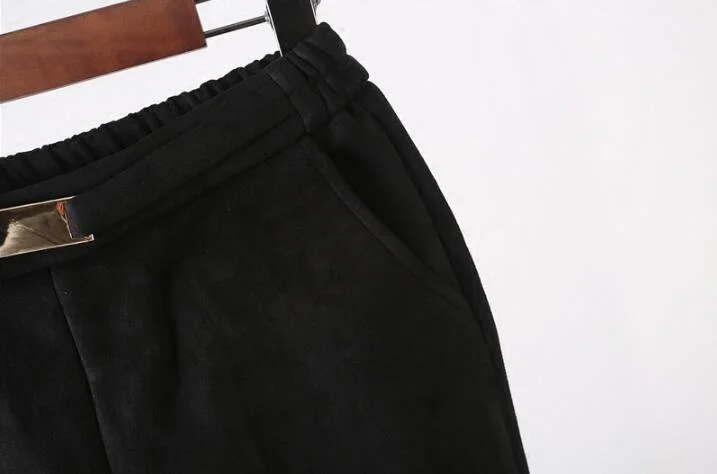

Hot New high quality men's personality Slim Comfortable feet pants Korean hair stylist Elastic deerskin cashmere Men trousers
