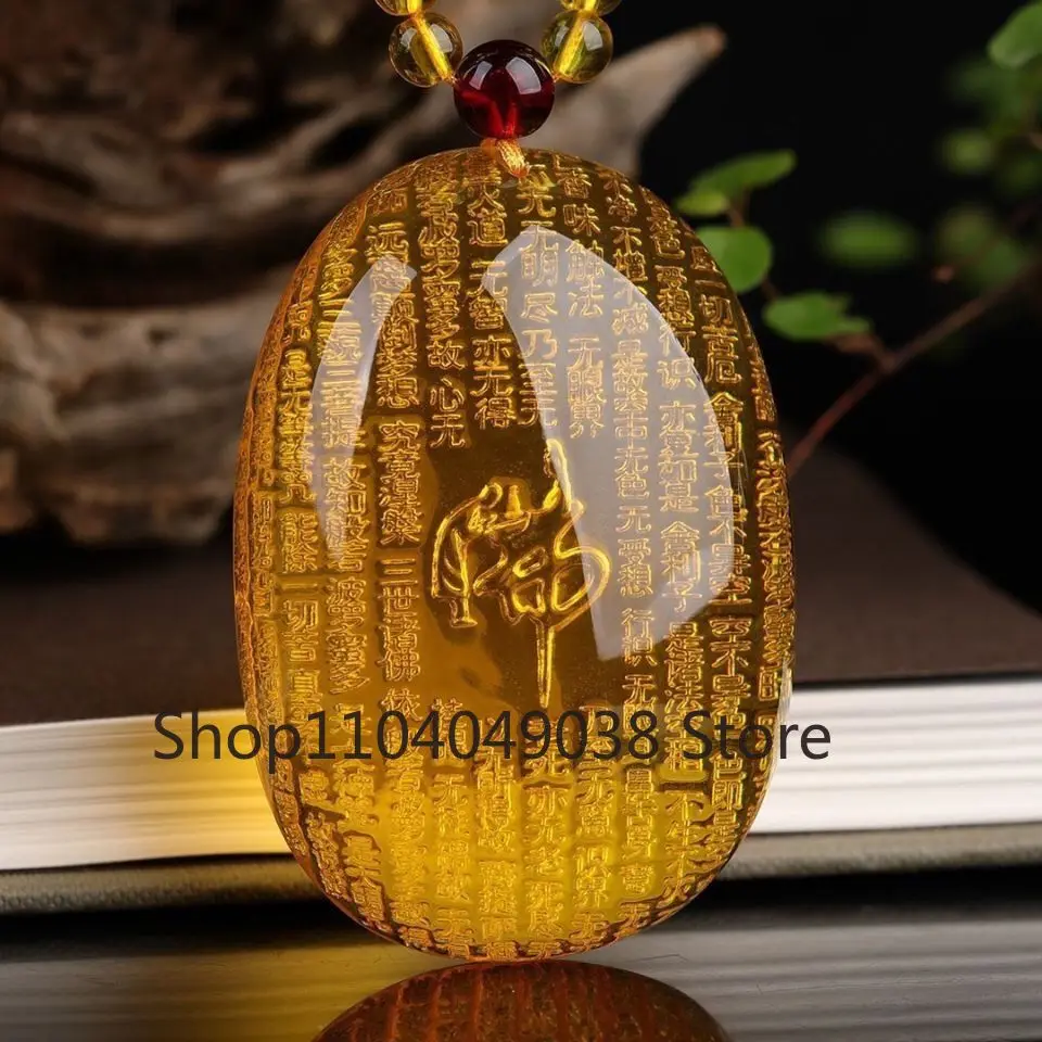 Подвеска из янтарного пчелиного воска в форме сердца с сутровым лотосом