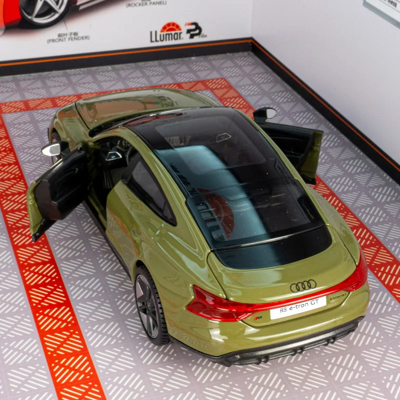 Модель автомобиля Maisto 1:25, имитирующая Audi RS e-tron GT 2022 года, из сплава, с открывающимися дверями, богатой детализацией и тонкой отделкой. (art.: 3920db073fb7a) - 3920db073fb7a