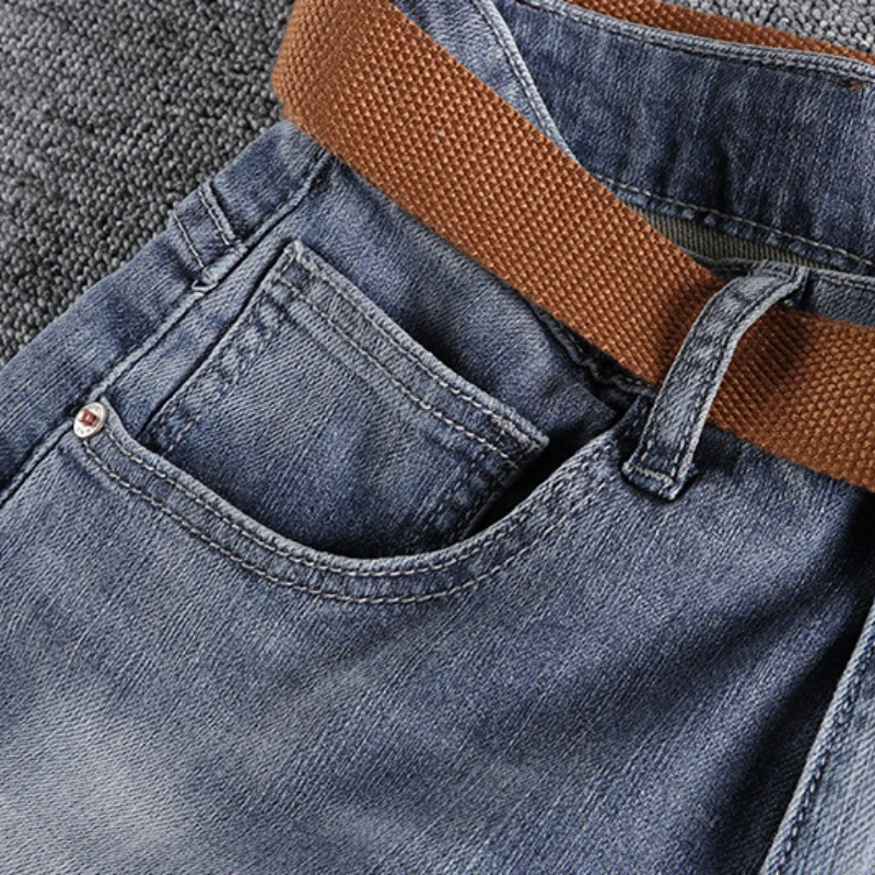 European spring and summer new embroidered letter jeans men's slim fit small feet washed old blue retro trend Capris