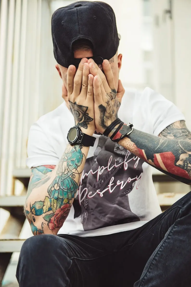 Футболка с круглым вырезом LL COOL J Классическая рубашка принтом усилитель в стиле