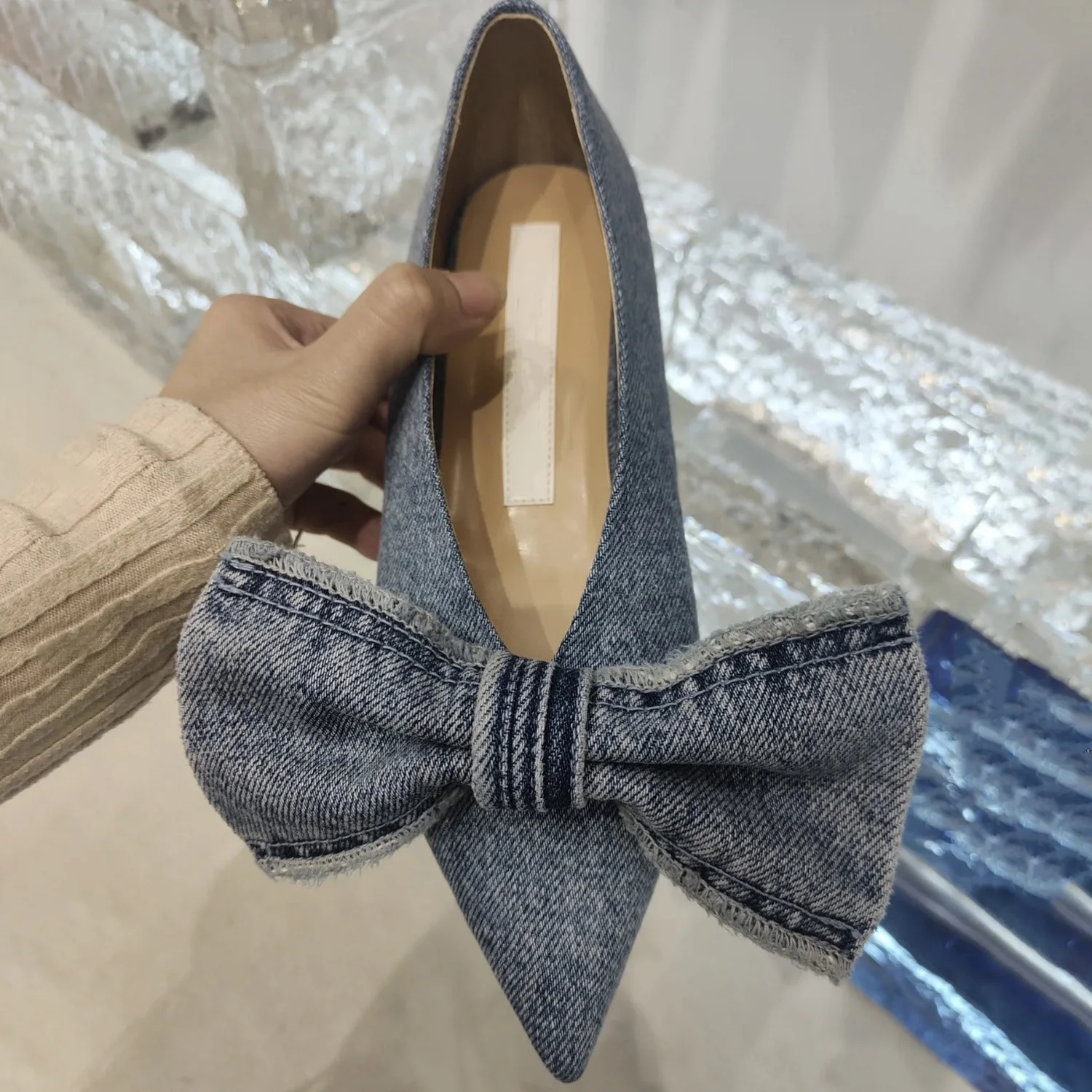 2023 Spring and Summer New Niche Pointed Toe Big Bow Flat Shoes Denim Shallow Mouth Pumps Women