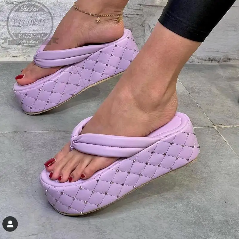 Thick-soled Fip-flops Women's European And American Fashion Muffins  Ladies Slippers 2022 NEW Summer New Outer Wear Sandals