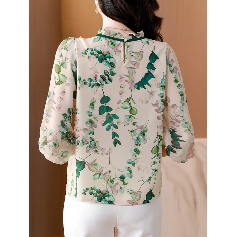 Женская шифоновая блузка с круглым вырезом и рукавом 3/4