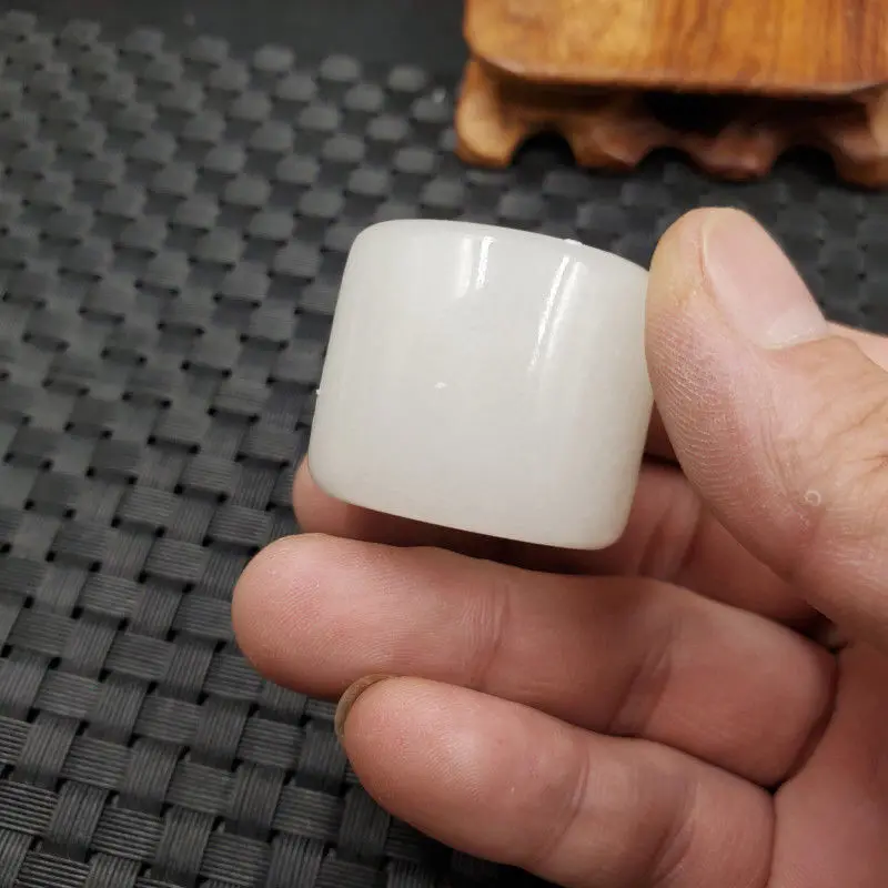 Натуральные 100% натуральные белые нефритовые кольца ювелирные изделия кольцо с