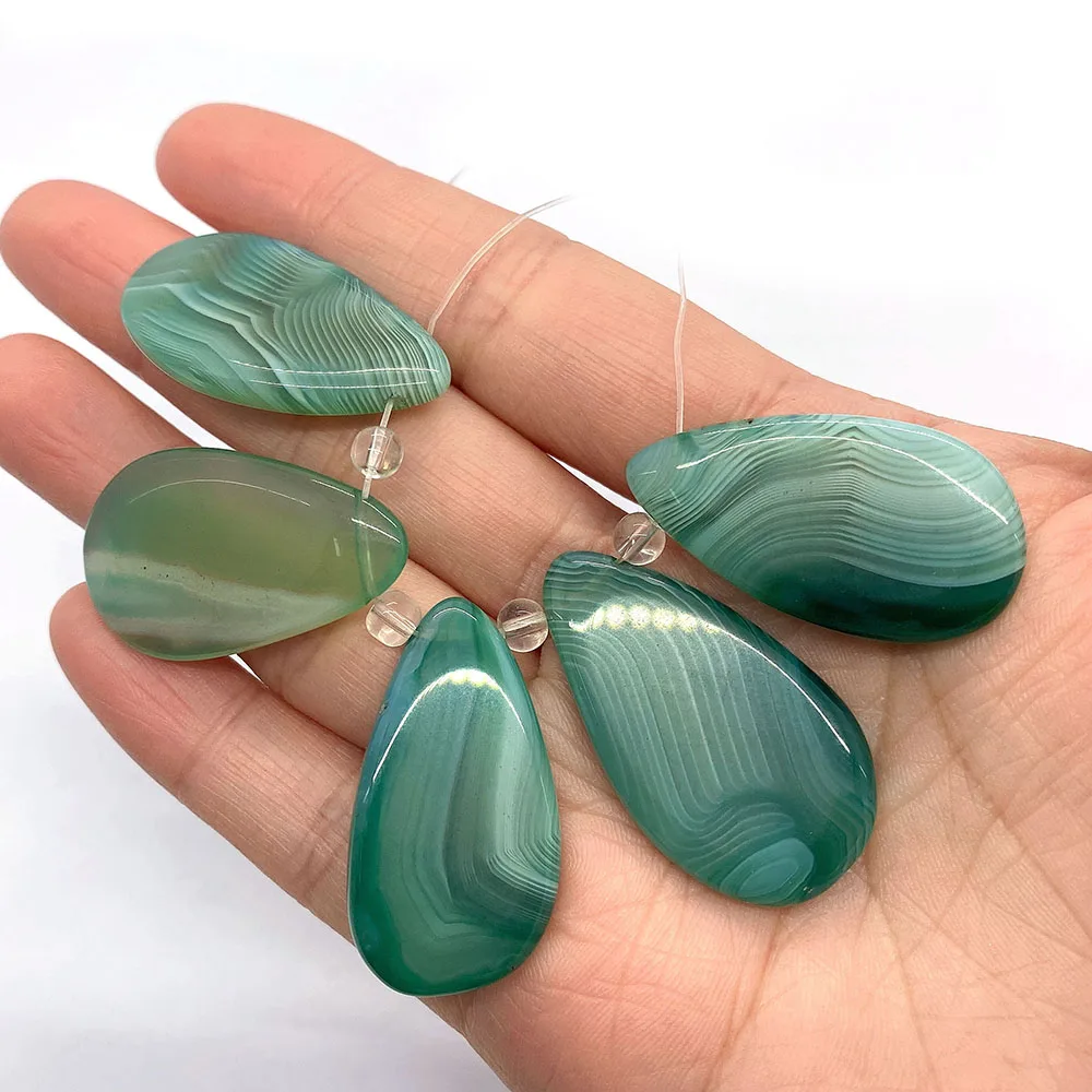

Natural Green Chalcedony Water Drop Agate Pendant Suitable for DIY Fashion Pendant Women's Jewelry Amulet Necklace Accessories