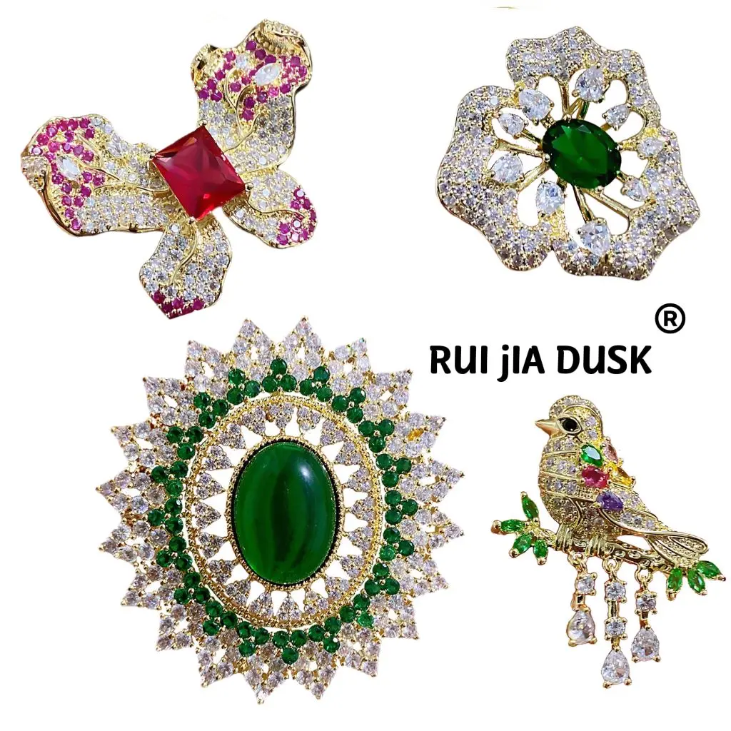 

Новая роскошная брошь RUI JIA в сумерках в Изумрудном Королевском Стиле, Высококачественная Женская Брошь с инкрустацией стразами, аксессуары...