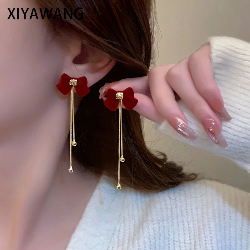 

XIYAWANG Korean Light Luxury White Tulip Flower Stud Earrings for Women Zircon Exquisite Earrings Party Christmas Jewelry Gift