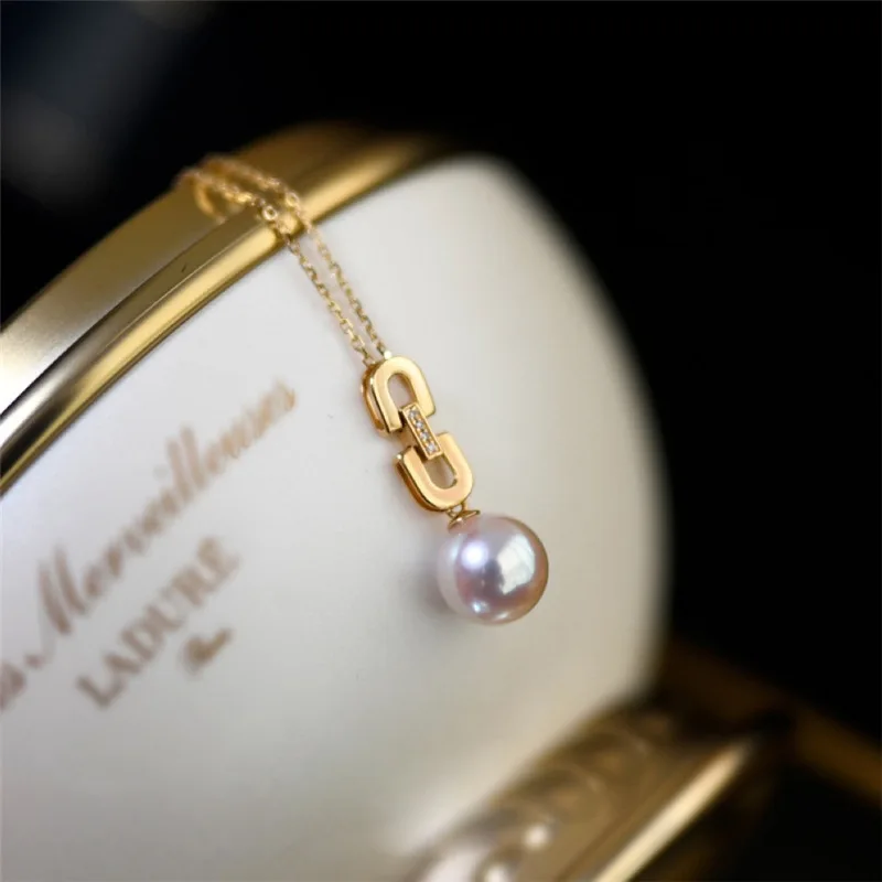 

AAA+++ white Pearl 10mm Copper thick gold-plated simple texture pendant 18in